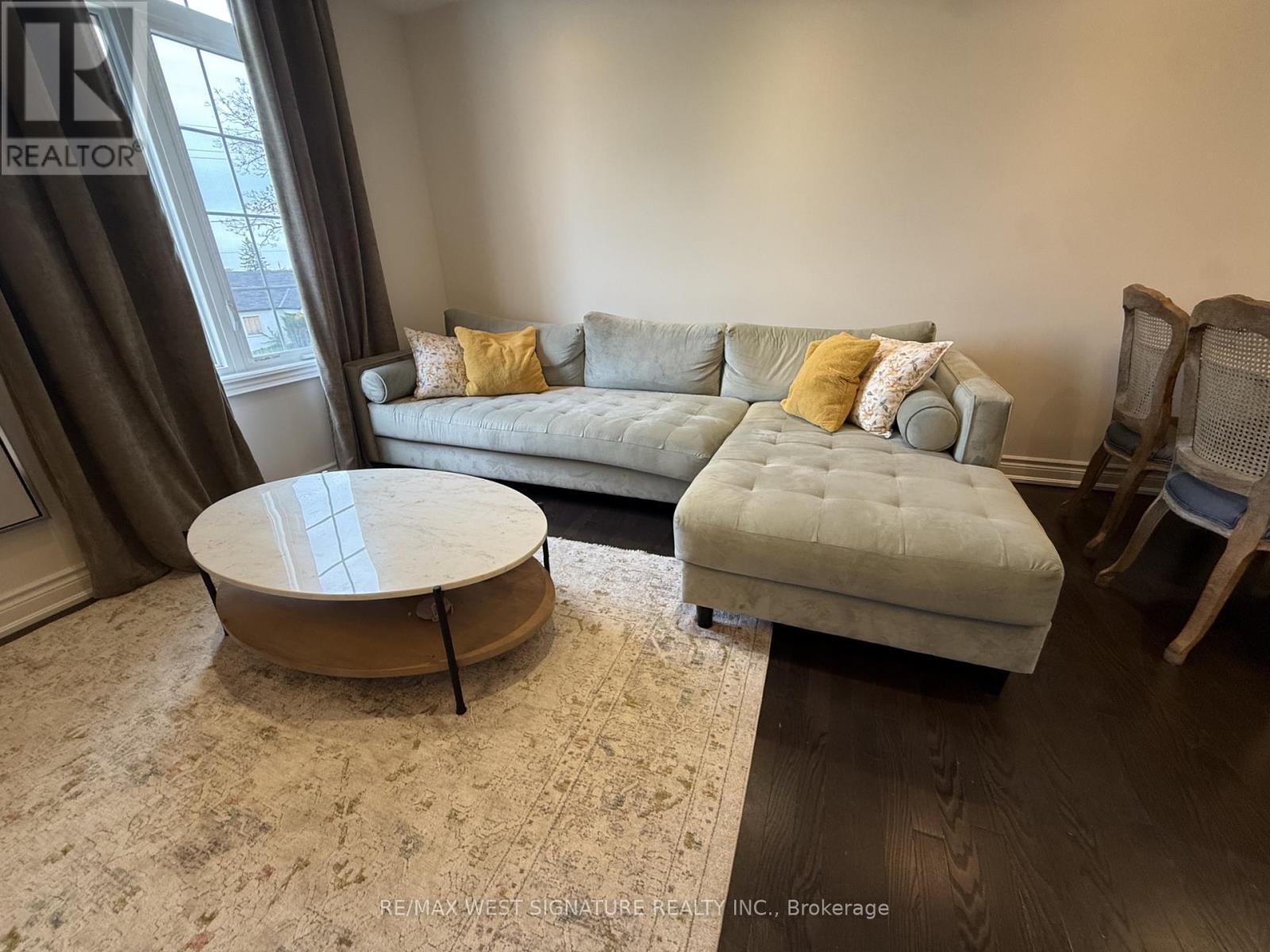 31 Caliber Court Property Photo 9
