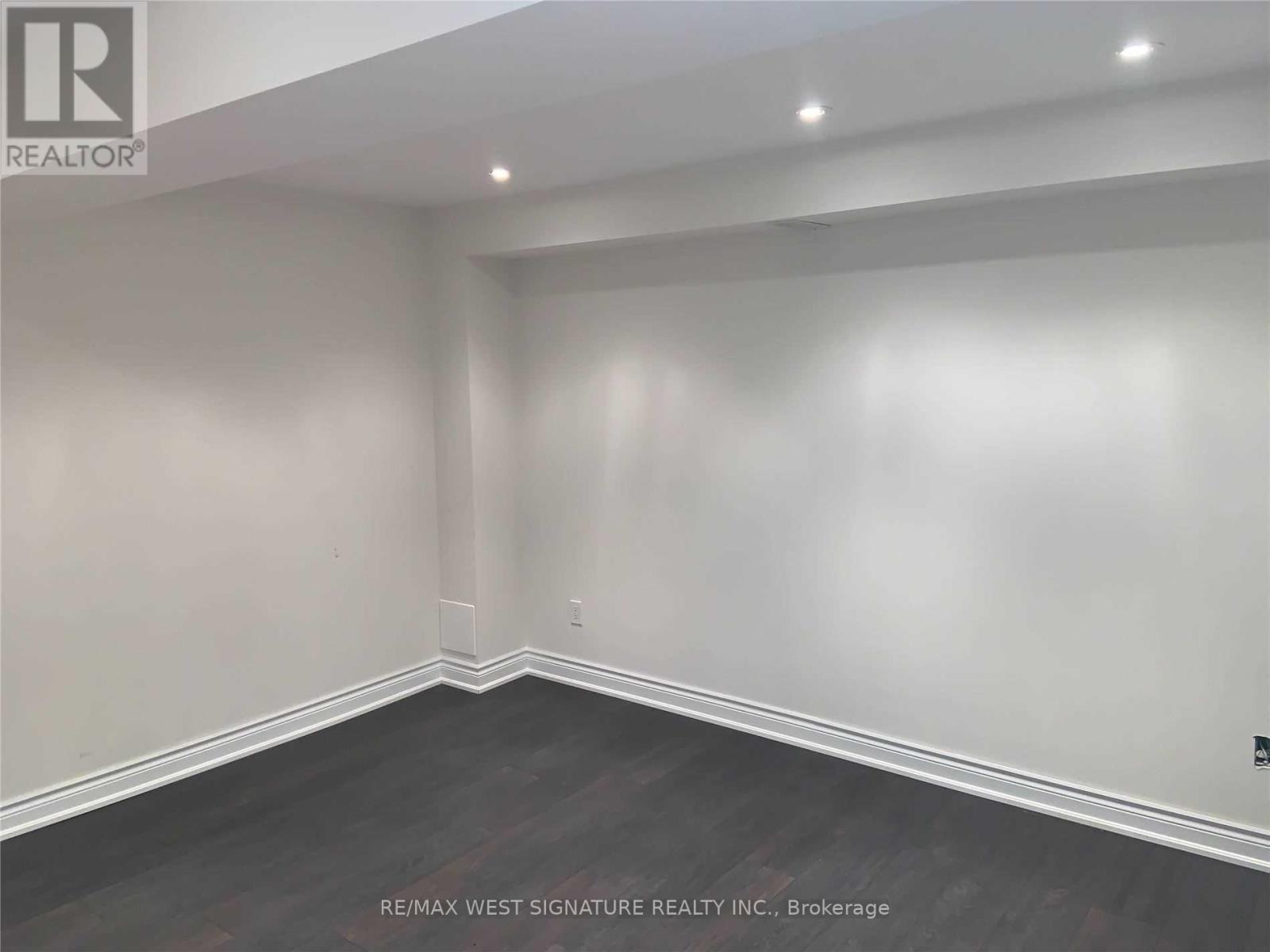 31 Caliber Court Property Photo 21