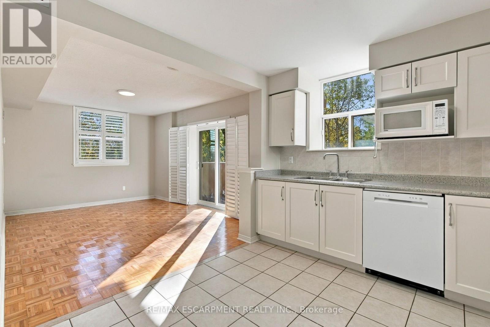 223 - 7373 Martingrove Road Property Photo 6