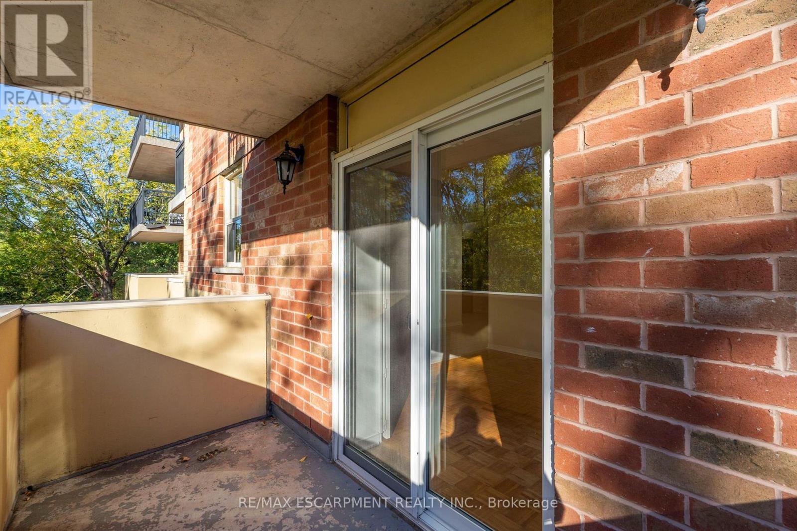 223 - 7373 Martingrove Road Property Photo 20