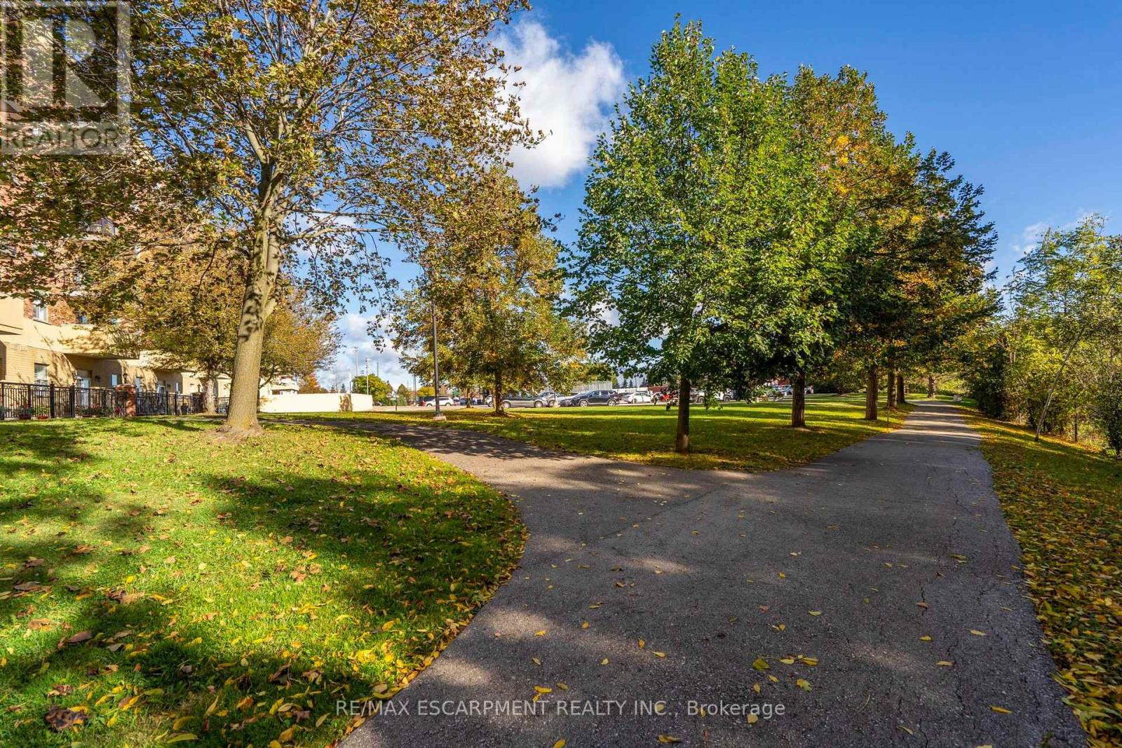 223 - 7373 Martingrove Road Property Photo 29
