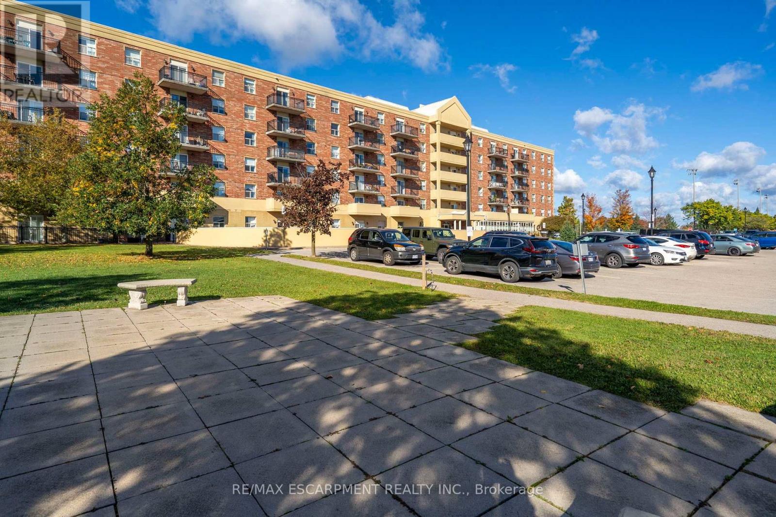 223 - 7373 Martingrove Road Property Photo 32