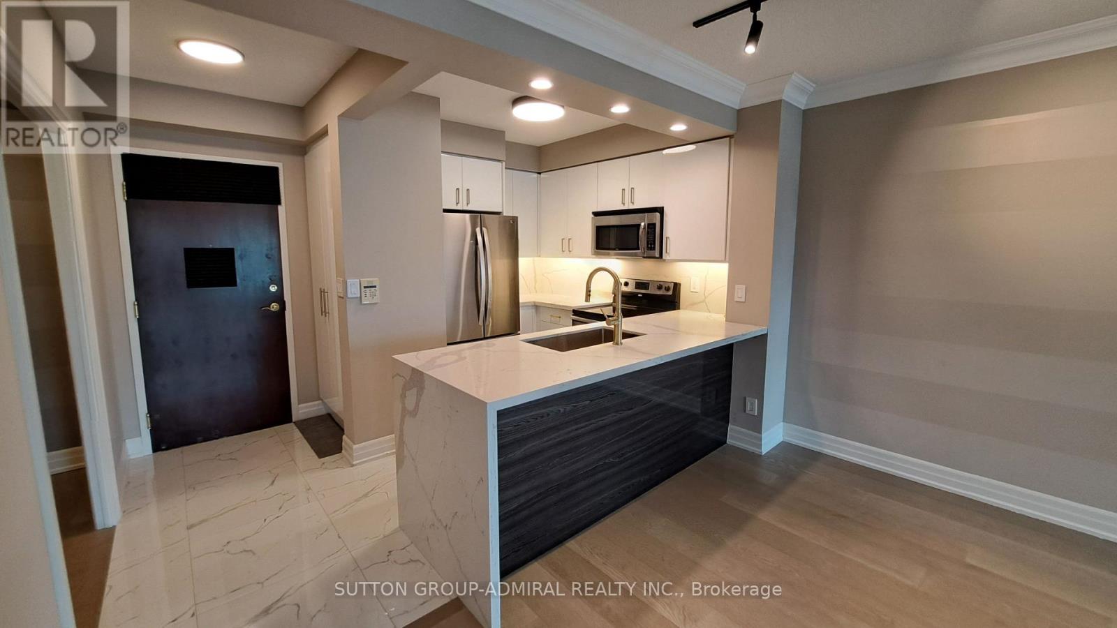 #704 - 88 Promenade Circle Property Photo 10