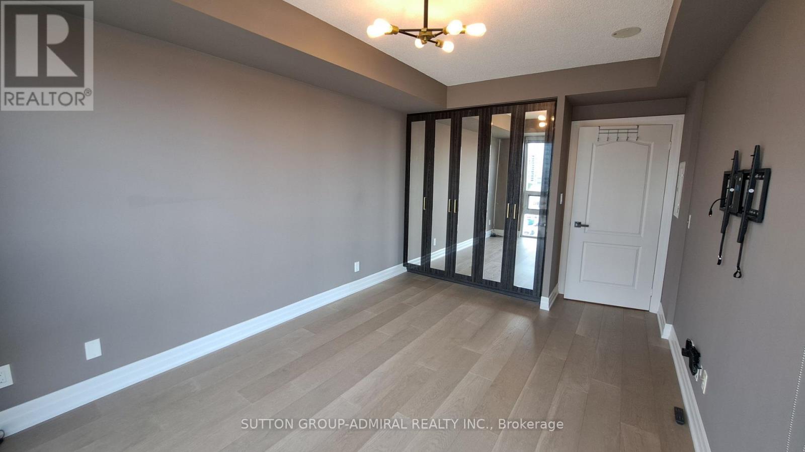 #704 - 88 Promenade Circle Property Photo 14