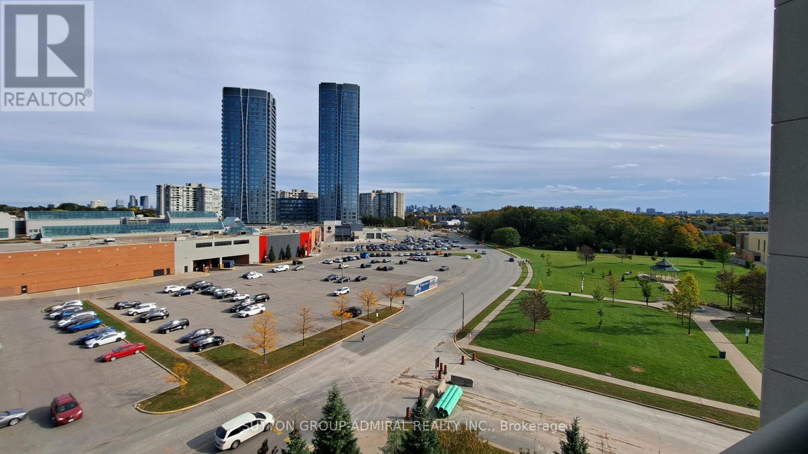 #704 - 88 Promenade Circle Property Photo 18