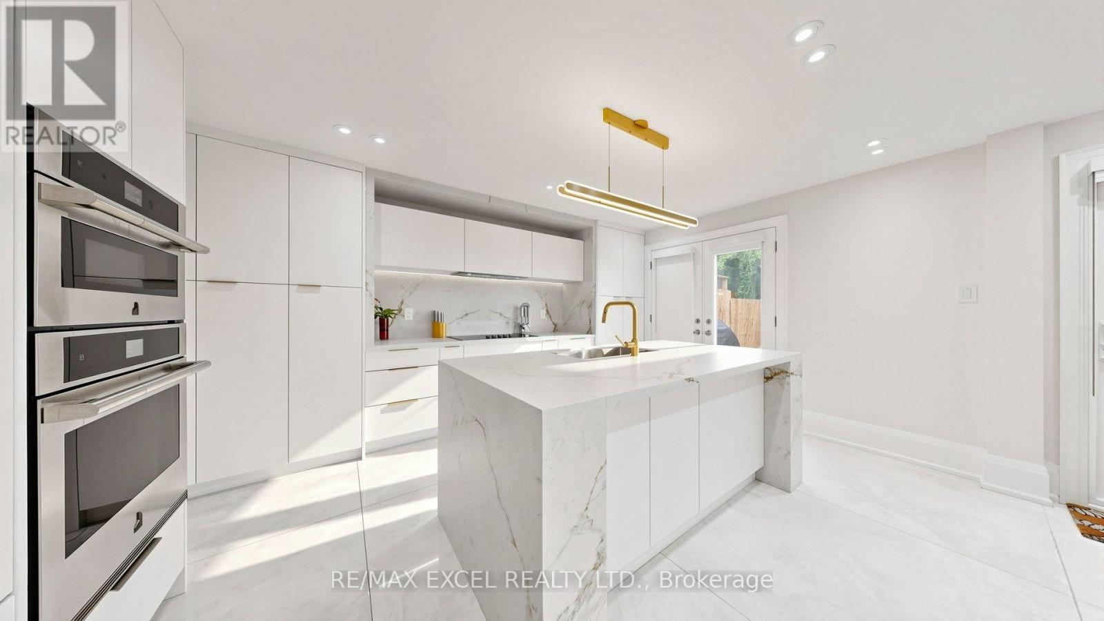 2b Trinity Crescent Property Photo 16