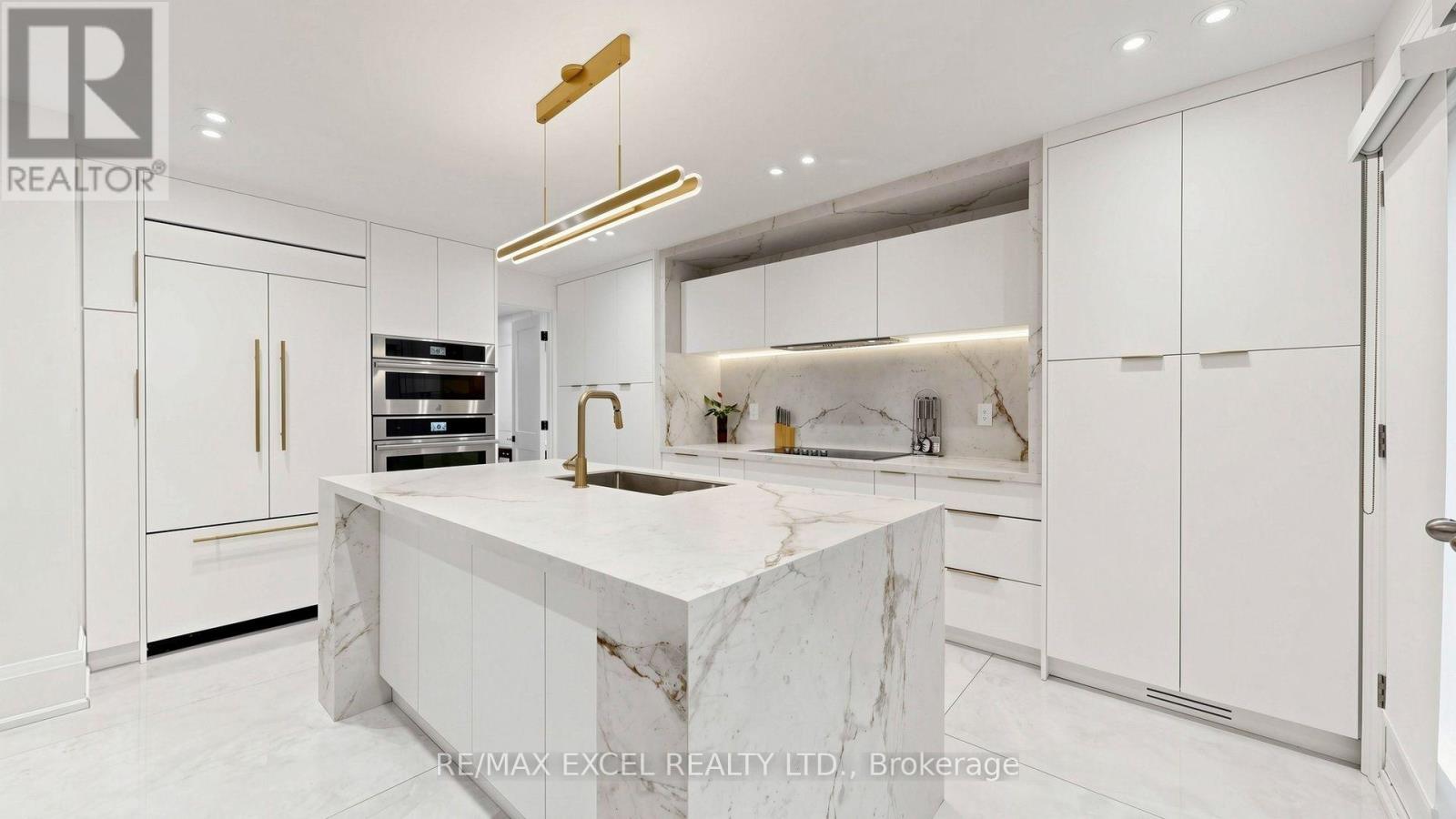 2b Trinity Crescent Property Photo 21