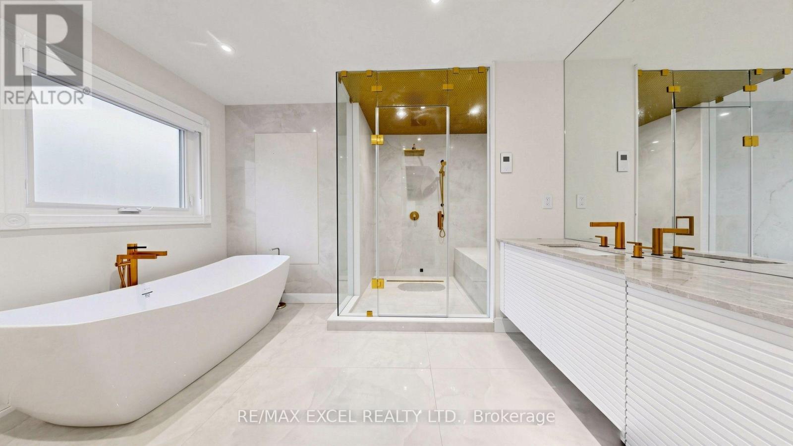 2b Trinity Crescent Property Photo 30
