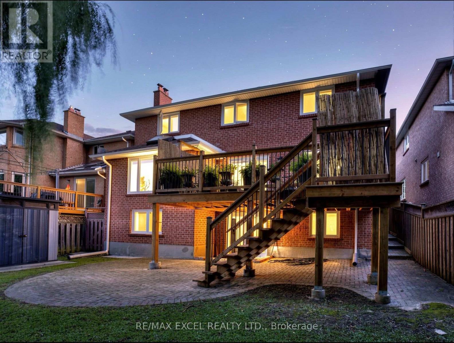 2b Trinity Crescent Property Photo 48