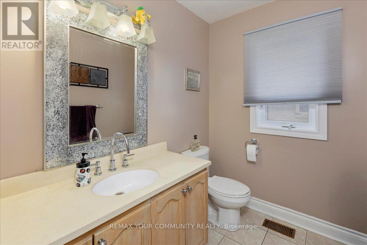 76 Riverglen Drive Property Photo 7