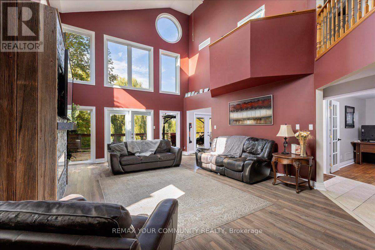 76 Riverglen Drive Property Photo 10