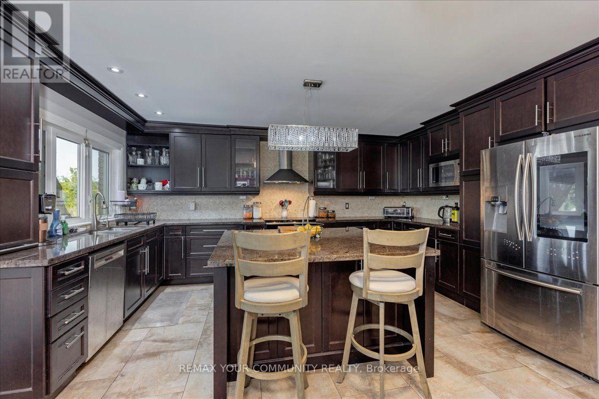 76 Riverglen Drive Property Photo 15