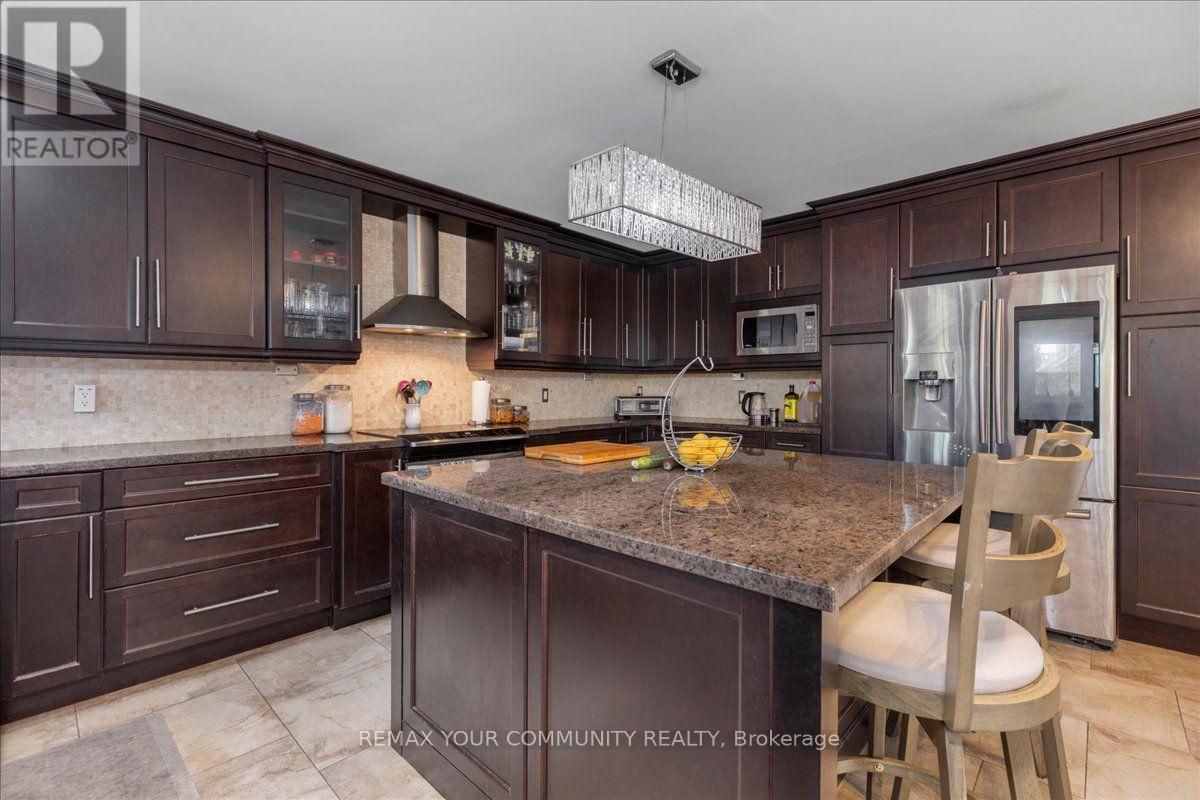 76 Riverglen Drive Property Photo 16