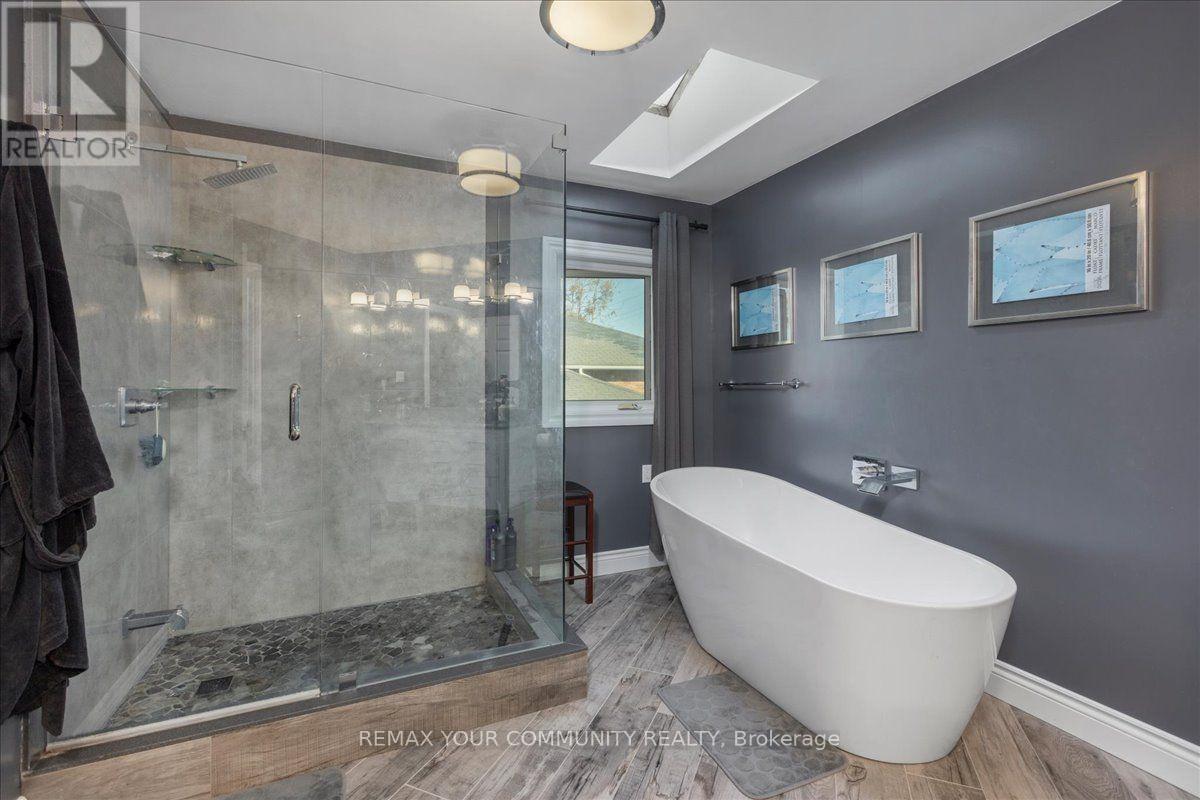 76 Riverglen Drive Property Photo 25
