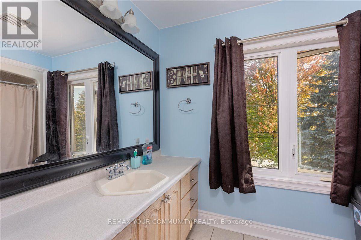 76 Riverglen Drive Property Photo 27