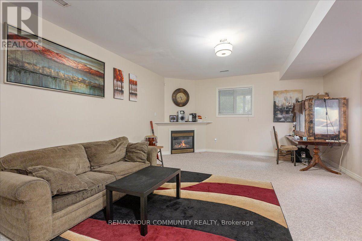 76 Riverglen Drive Property Photo 30
