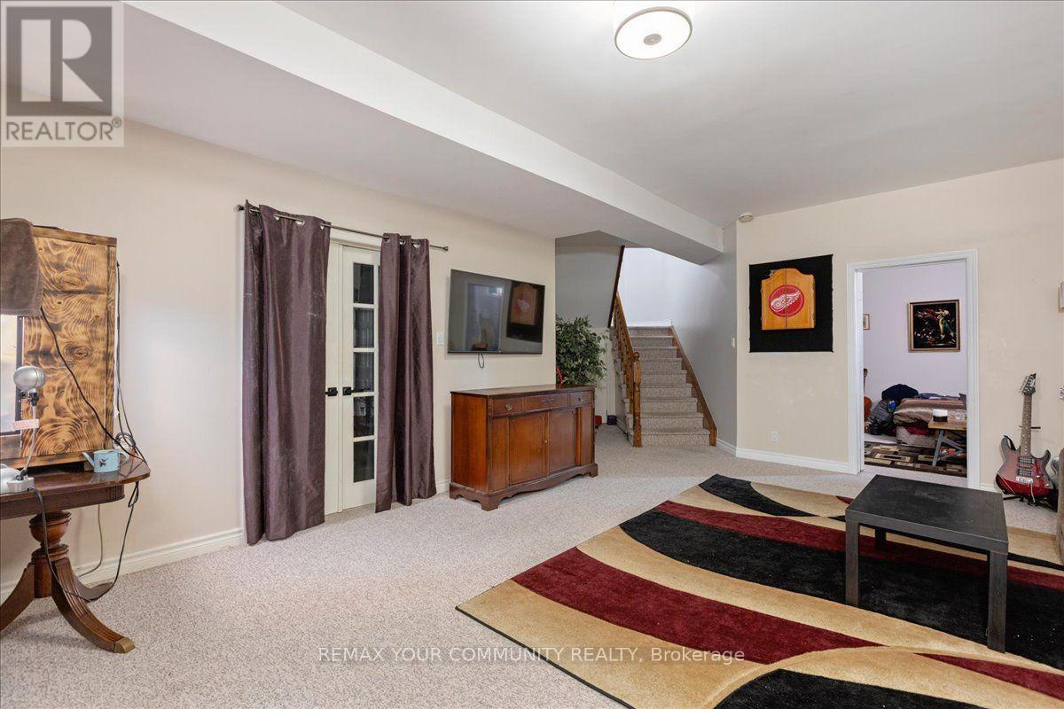 76 Riverglen Drive Property Photo 31