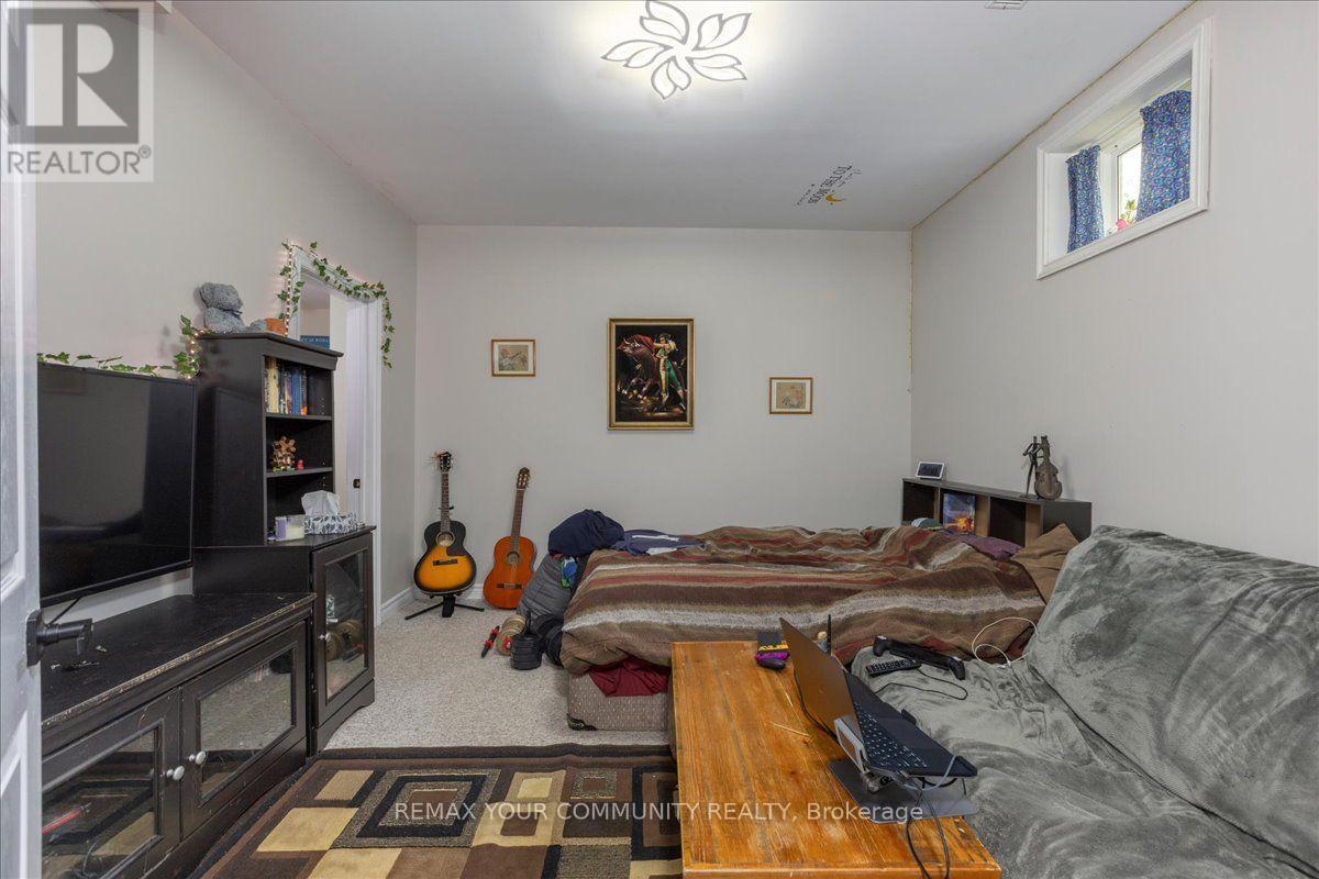 76 Riverglen Drive Property Photo 32