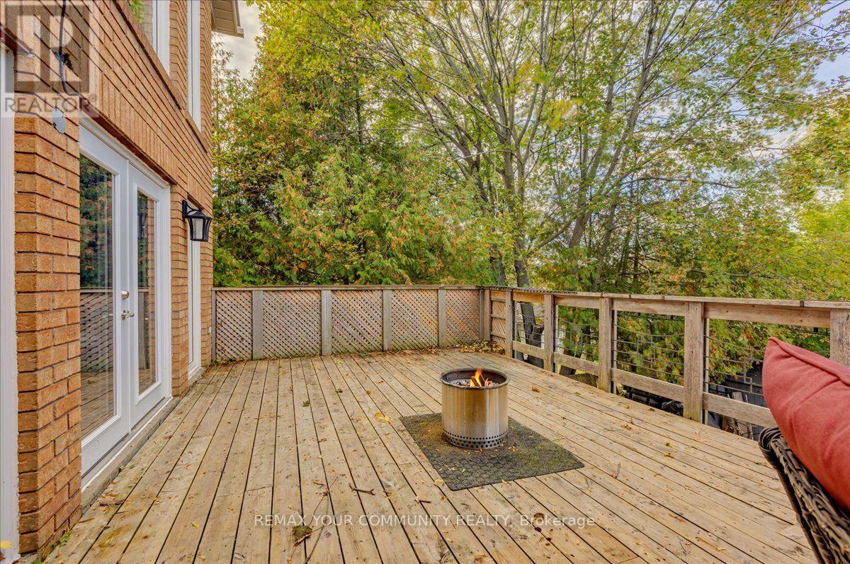 76 Riverglen Drive Property Photo 35