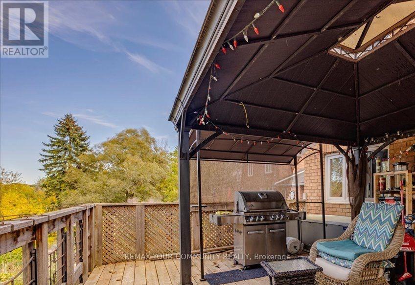 76 Riverglen Drive Property Photo 36