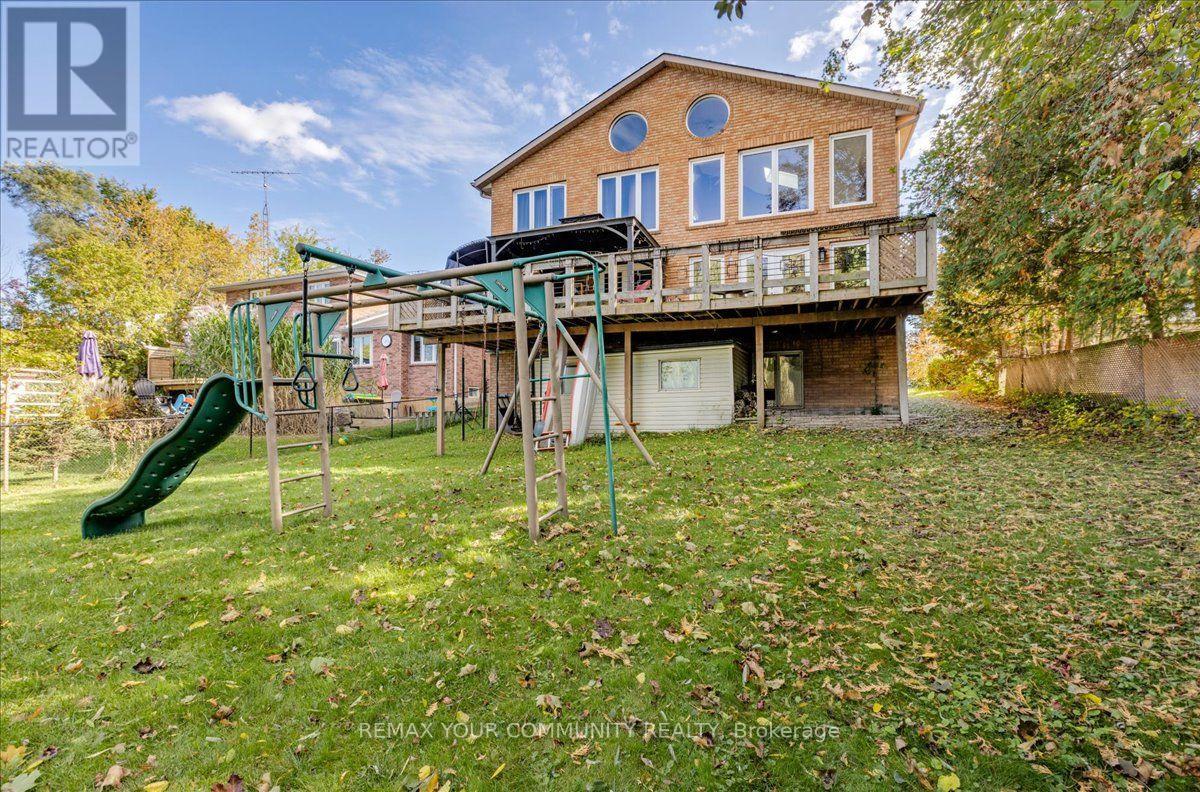 76 Riverglen Drive Property Photo 41
