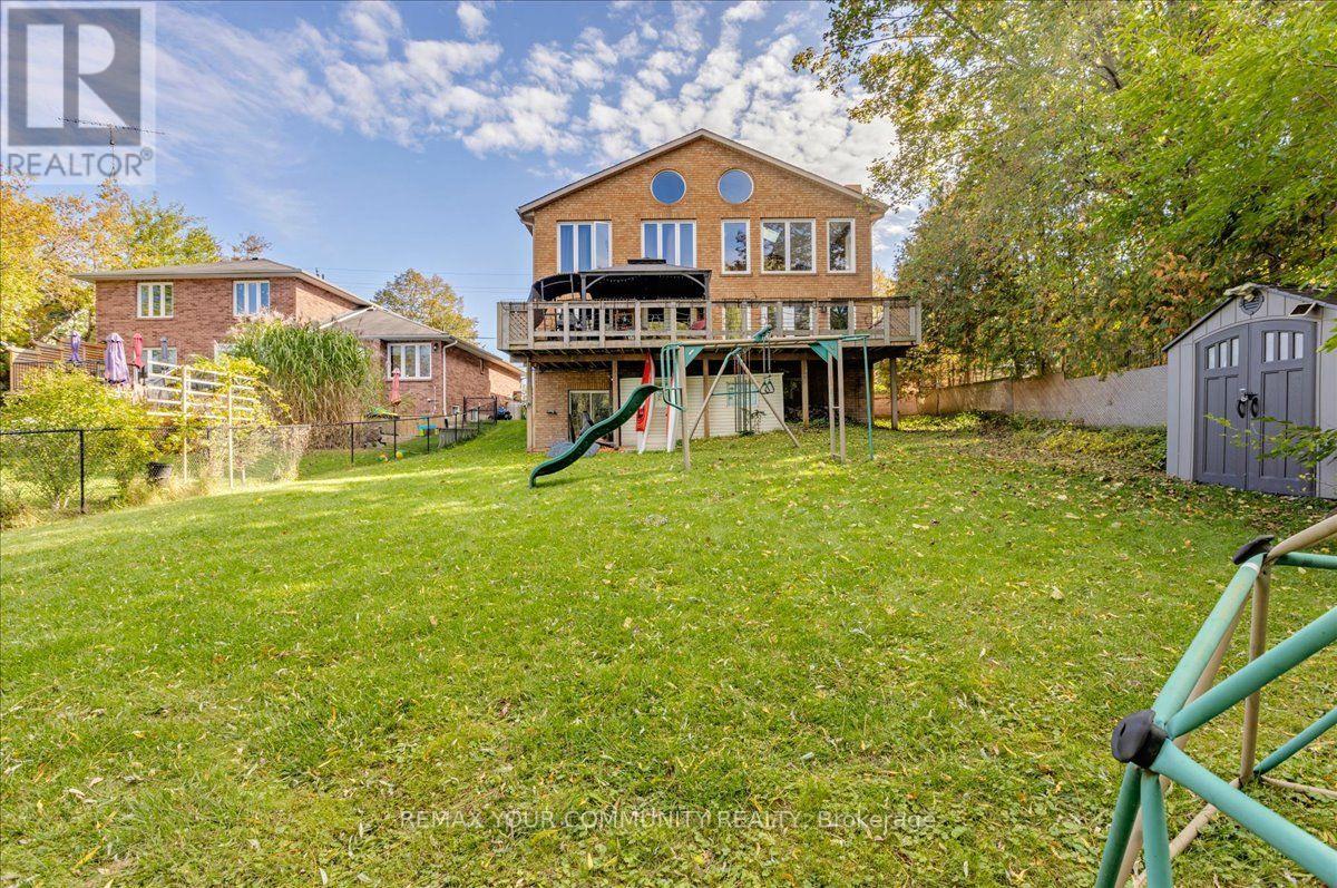 76 Riverglen Drive Property Photo 42