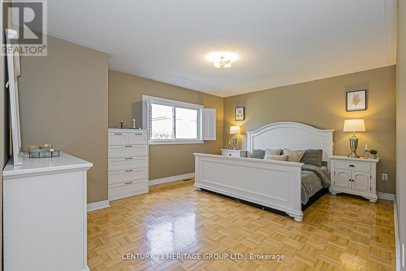 29 Eminence Road Property Photo 18
