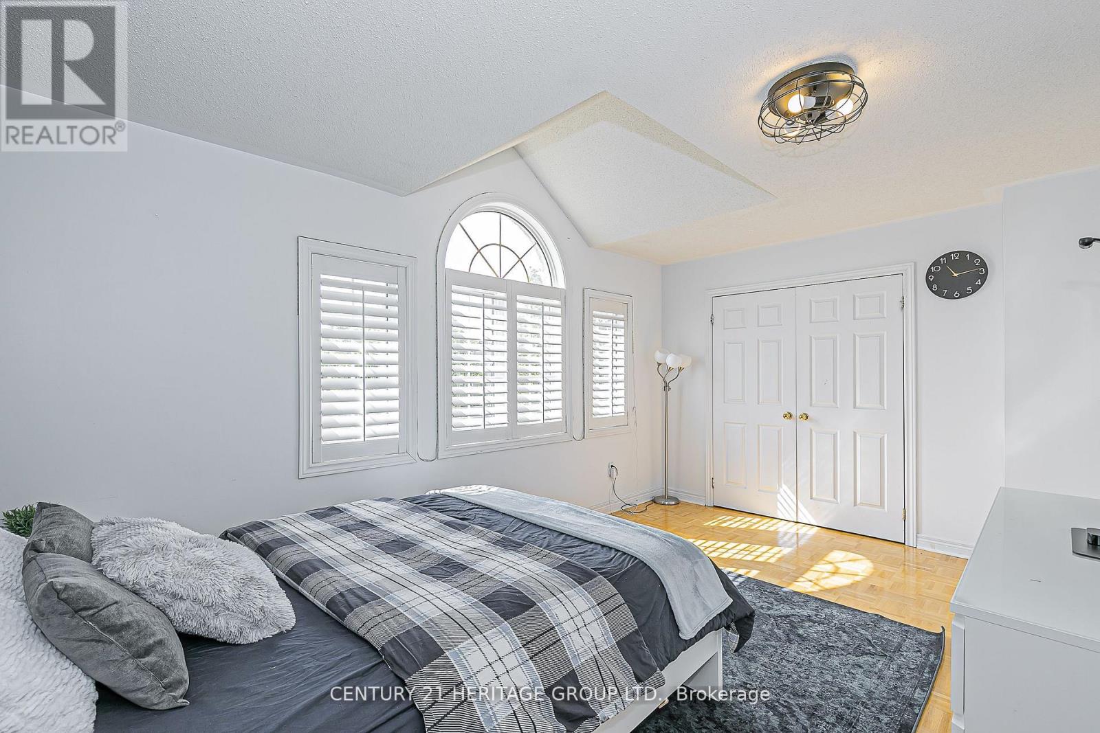 29 Eminence Road Property Photo 24