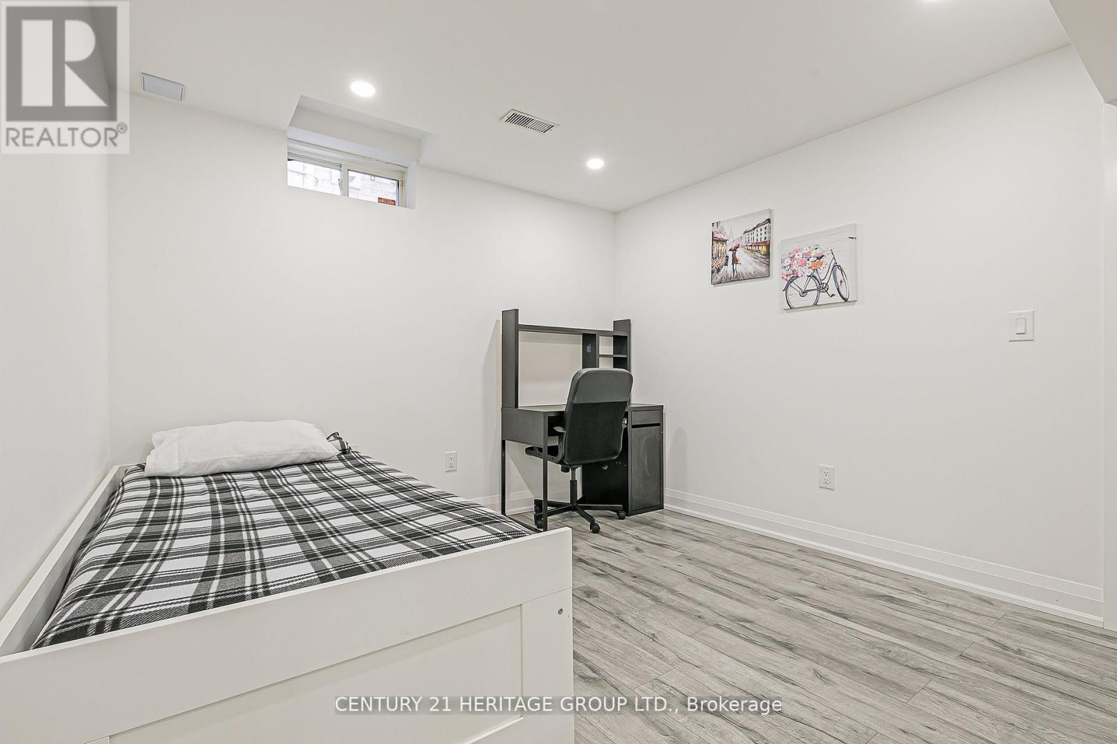 29 Eminence Road Property Photo 33