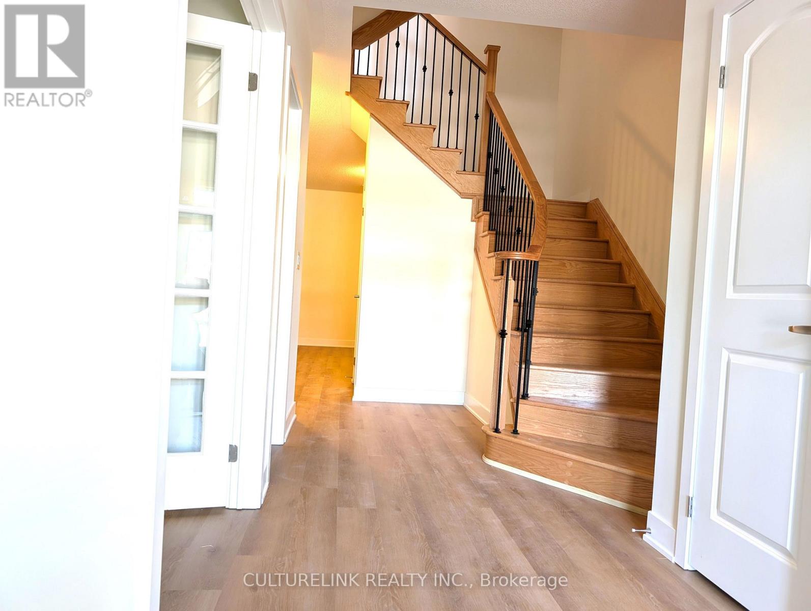 47 Mumbai Drive Property Photo 2