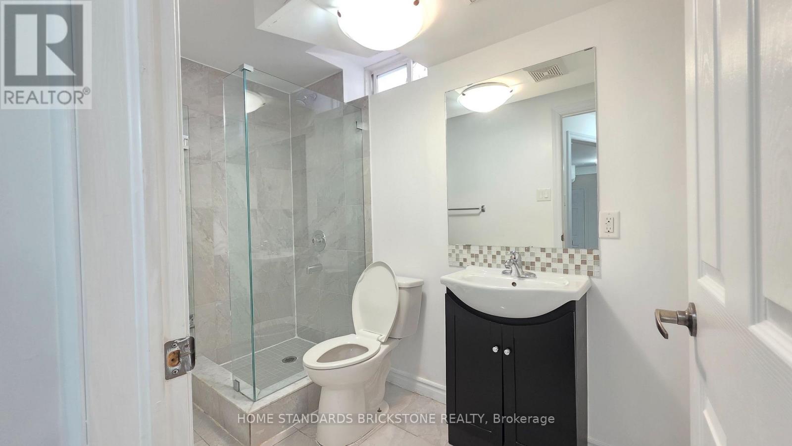 Lower - #2 - 41 Silk Oak Court Property Photo 6