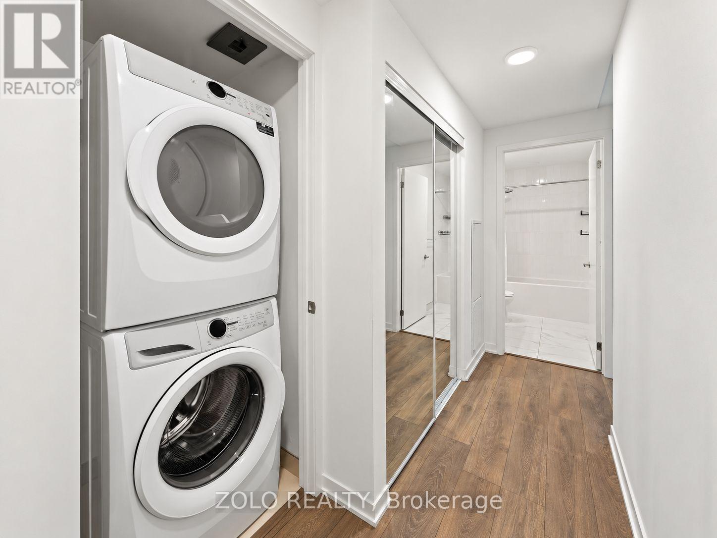 1324 - 7950 Bathurst Street Property Photo 15
