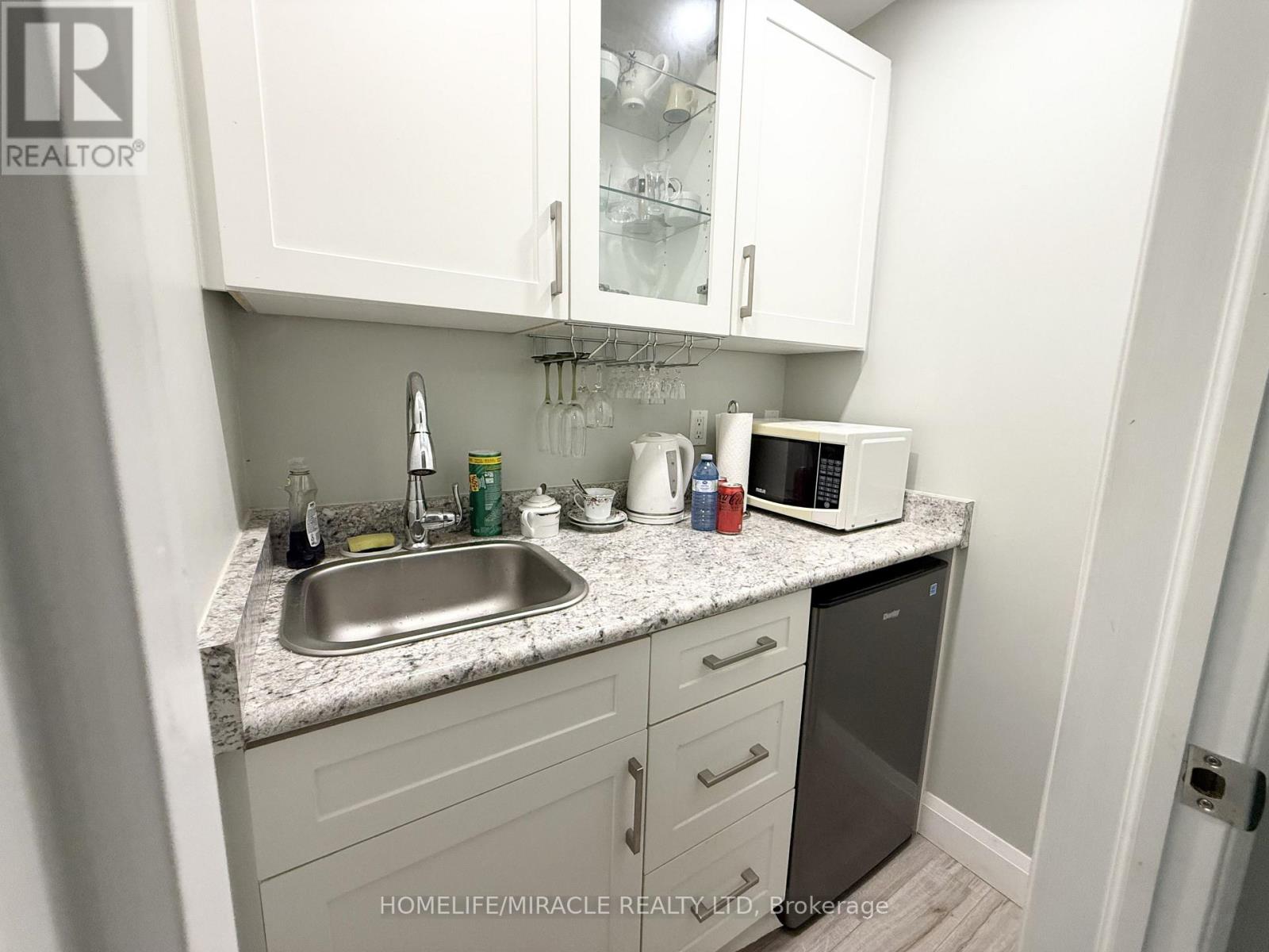 25 - 40 Pippin Road Property Photo 16