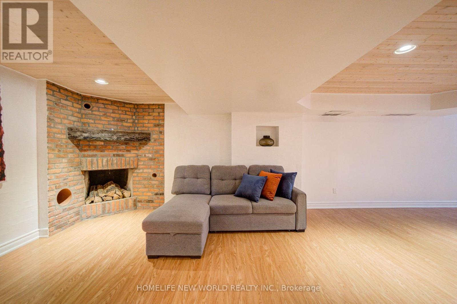 12 Bellside Drive Property Photo 40