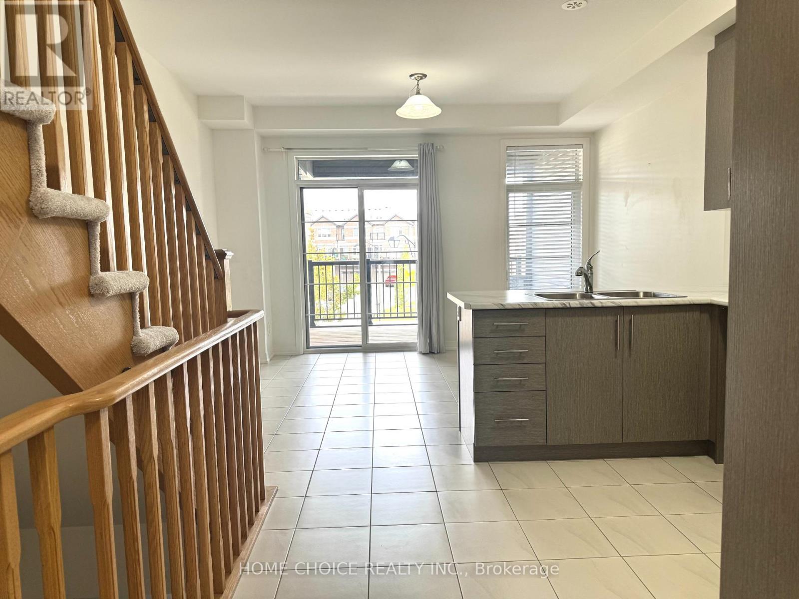 47 Saigen Lane Property Photo 8