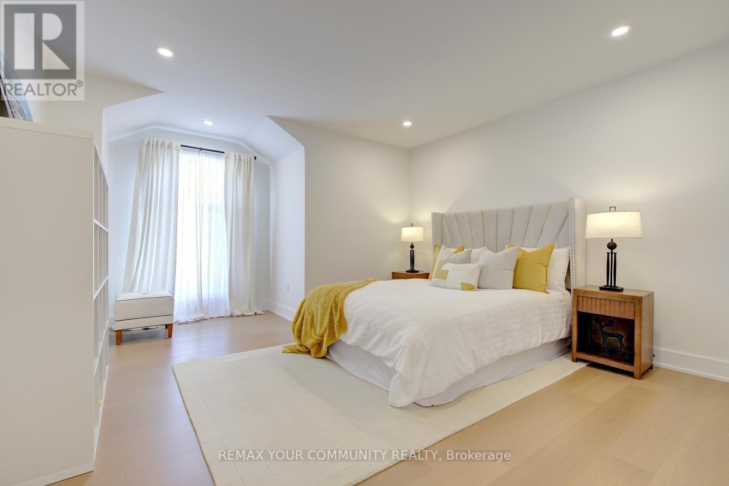 214 Selwyn Road Property Photo 35
