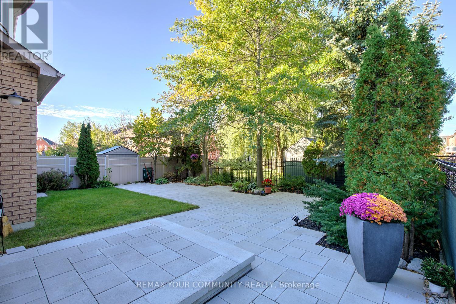 214 Selwyn Road Property Photo 46