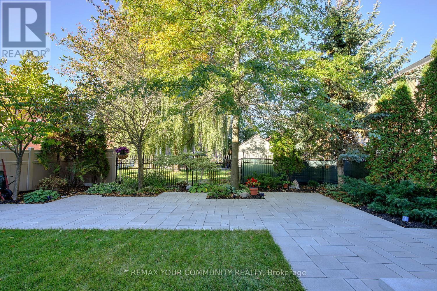 214 Selwyn Road Property Photo 47