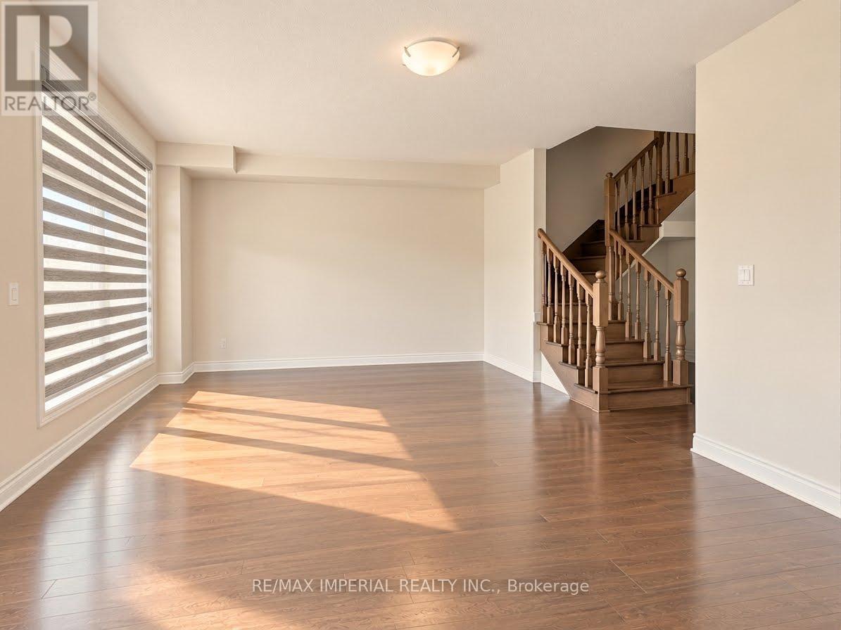 103 Mumbai Drive Property Photo 2