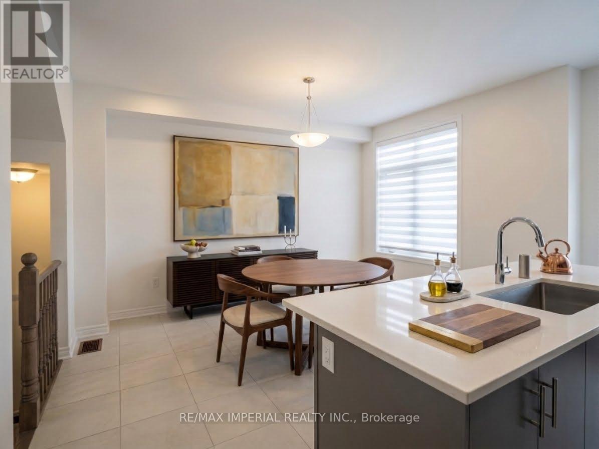 103 Mumbai Drive Property Photo 3