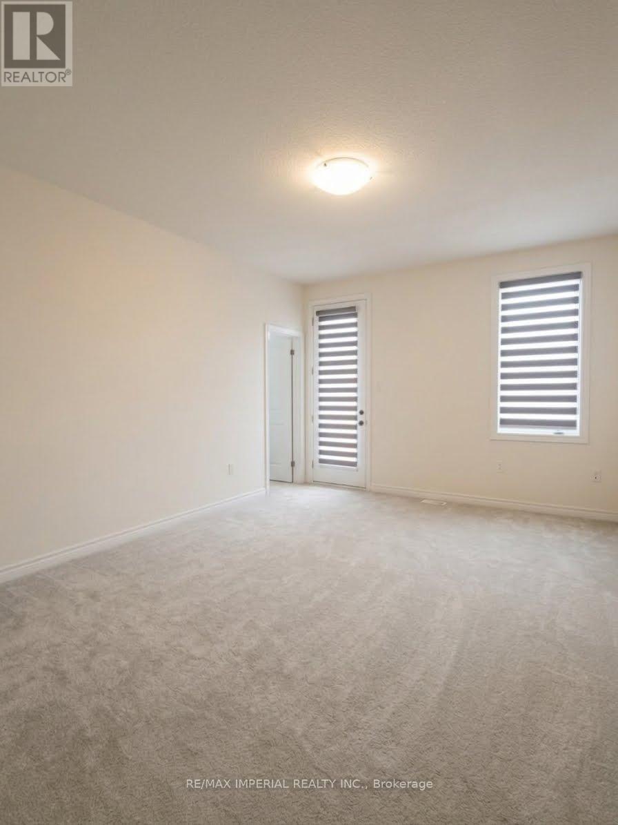 103 Mumbai Drive Property Photo 6