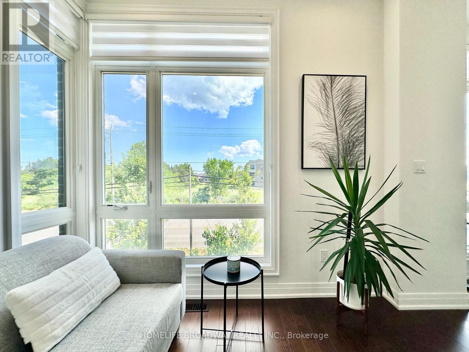 300 King Road Property Photo 19