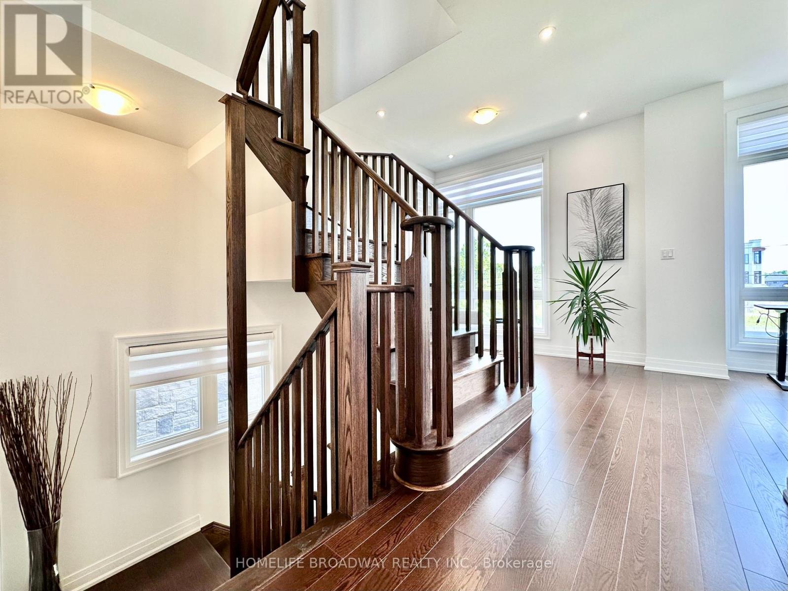 300 King Road Property Photo 22