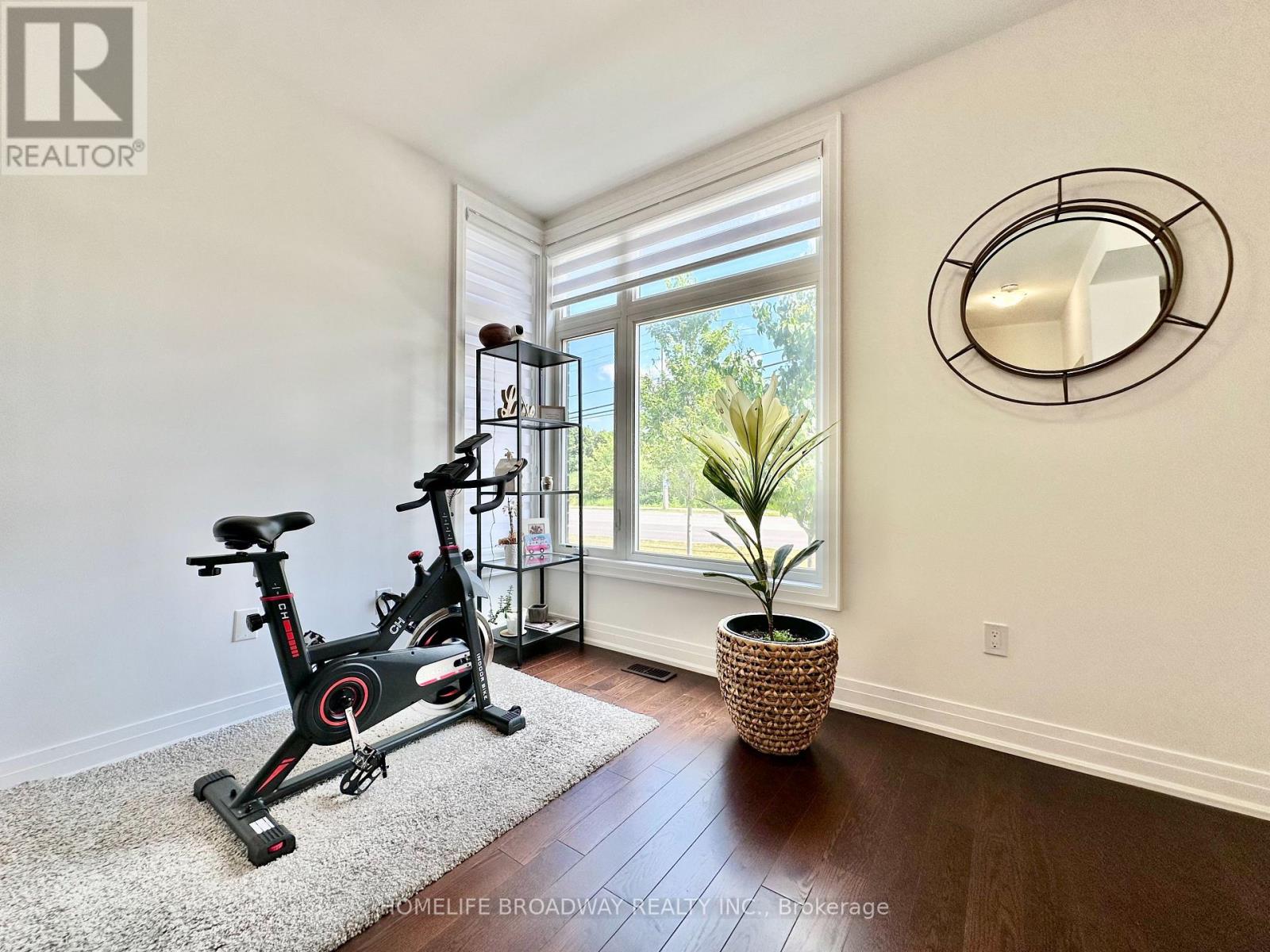 300 King Road Property Photo 40