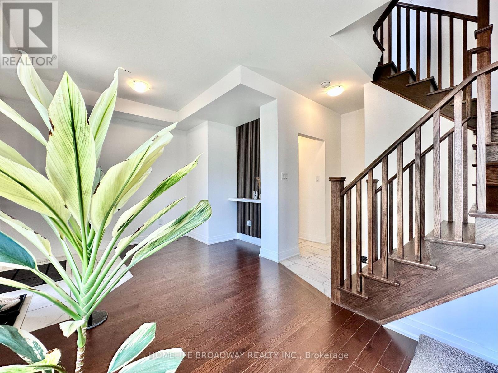 300 King Road Property Photo 41