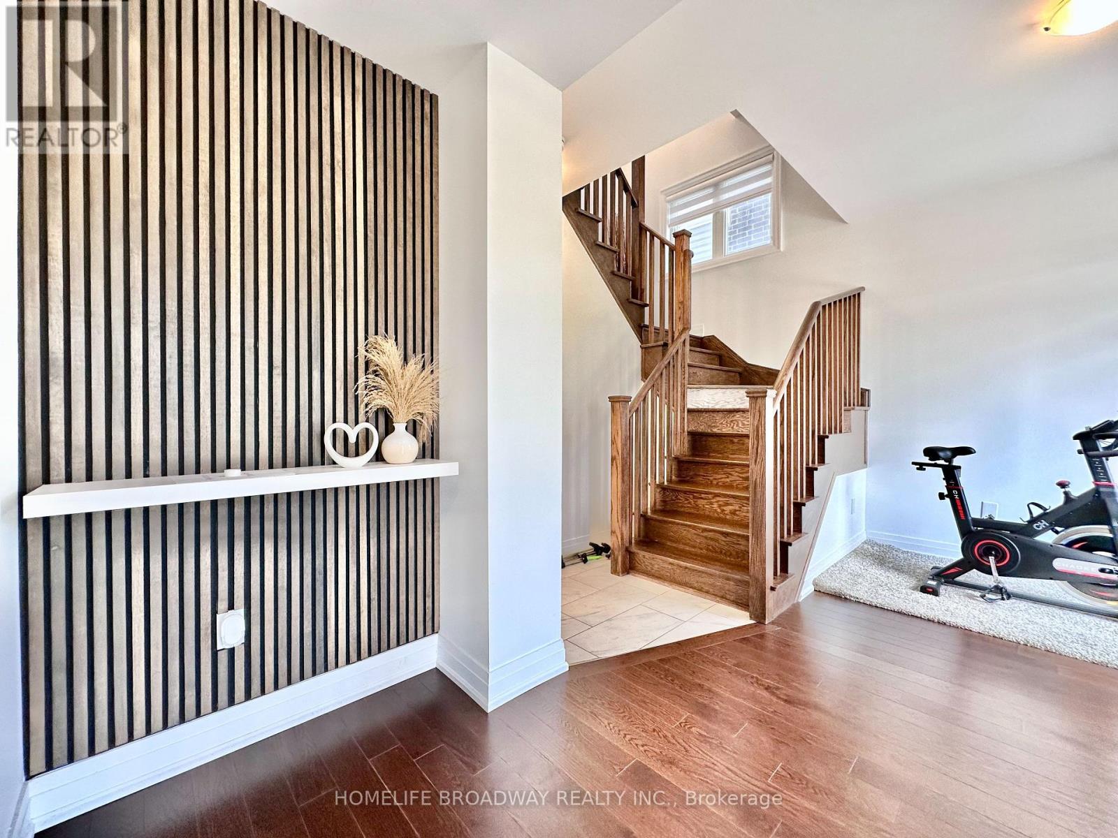 300 King Road Property Photo 42