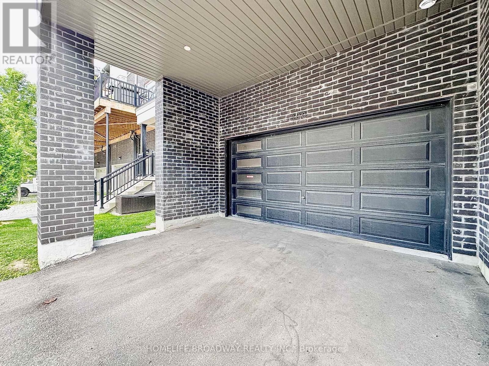 300 King Road Property Photo 46