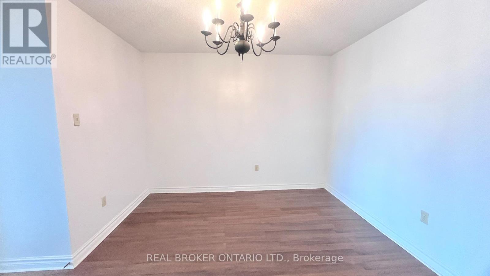 509 - 333 Clark Avenue W Property Photo 6