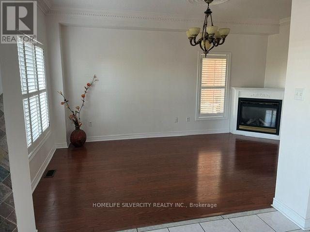 2 Nessie Street Property Photo 9