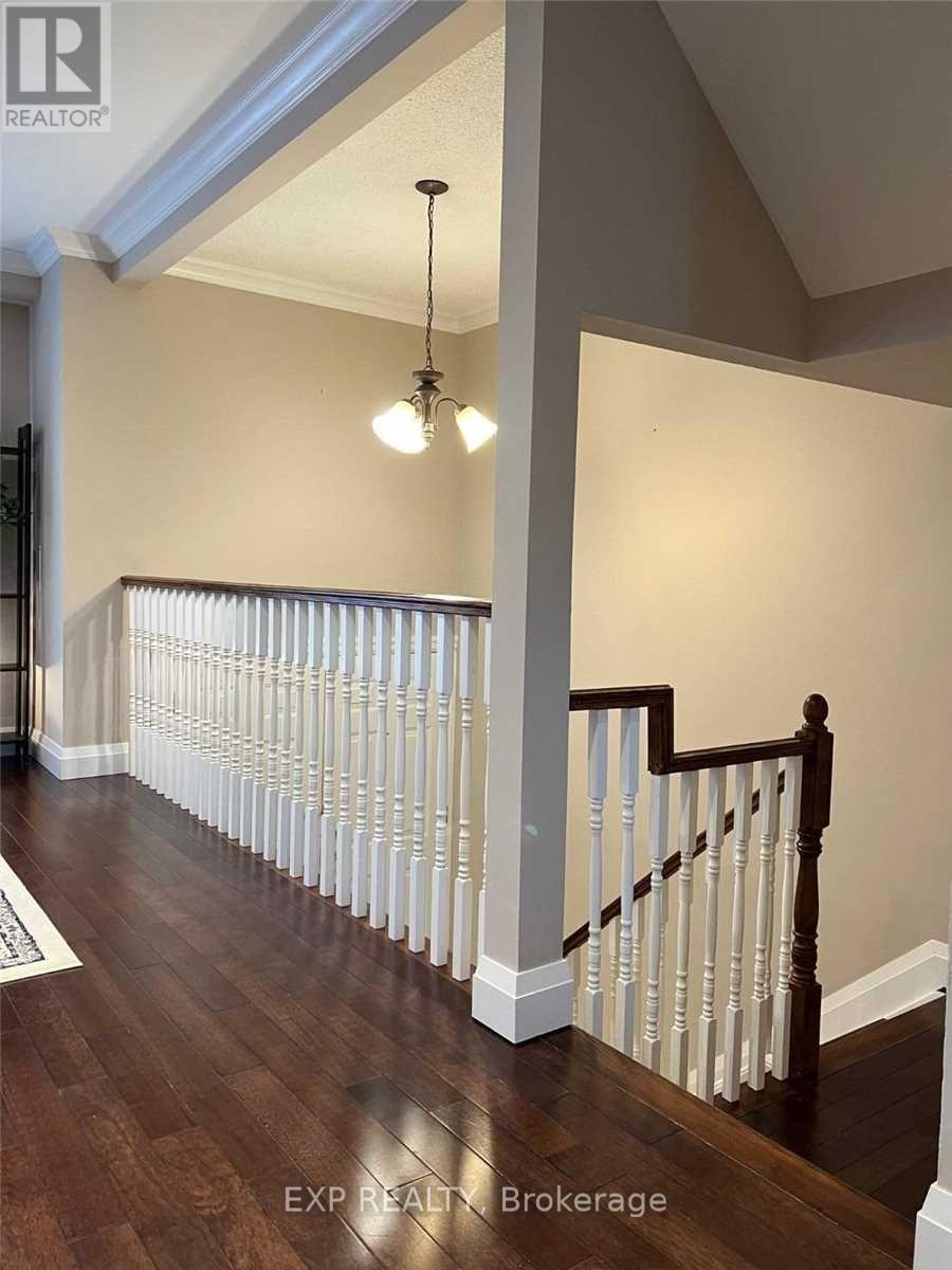 56 - 1776 John Street Property Photo 6